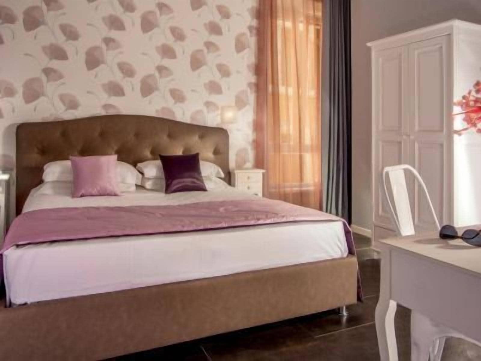 Visits Guest house 2*